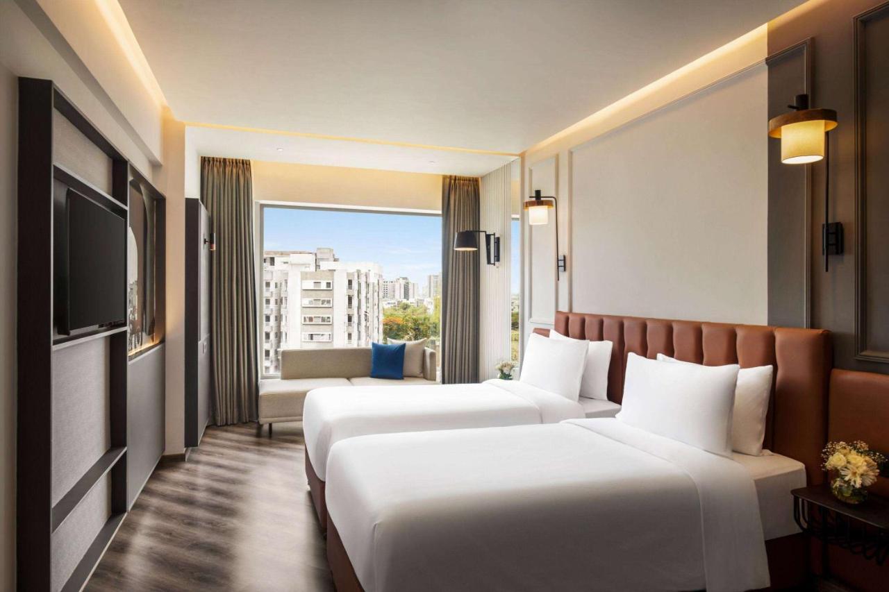 Ramada Encore By Wyndham Indore Nipania Exteriér fotografie